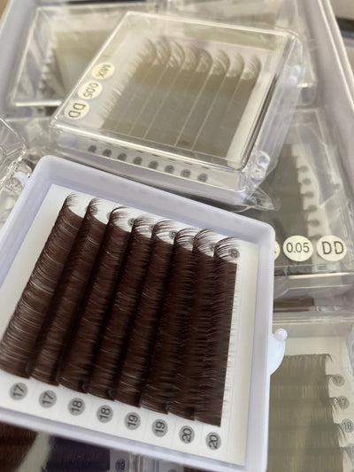 0.05mm Black Chocolate Color Lashes  【 8-lines】