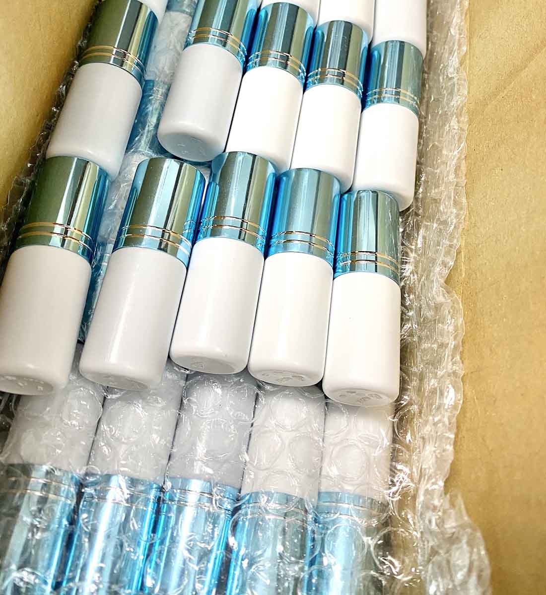 Lash Extension Glue Private Label Bulk Order - No Labeled Bottle 【not all colors are in stock , please contact us to check. If not in stock , we will ship in about two weeks】
