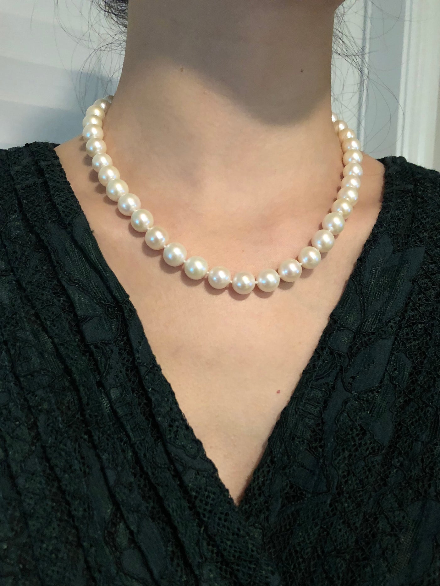 14K Gold Large 9-10mm AAA Quality Cultured Pearl Necklace 18 inches Princess Length